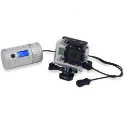 Batterie étanche Powertraveller Powermonkey Explorer 2 Grise -Extérieur Équipement Magasin 5 batterie etanche powermonkey explorer 2 powertraveller grise.jpg